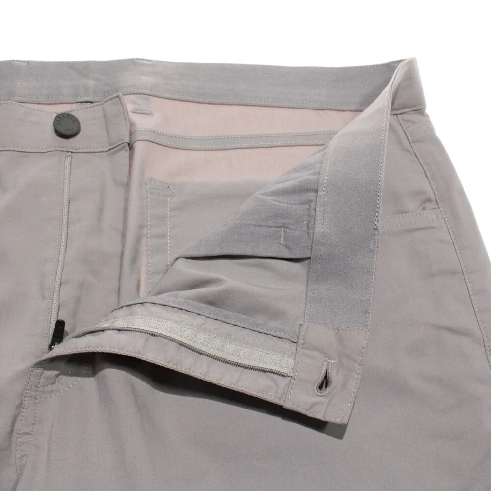 Faherty NWT 5 Pocket Jean Cut Pants Size 38 US Movement in Gray Cotton Blend
